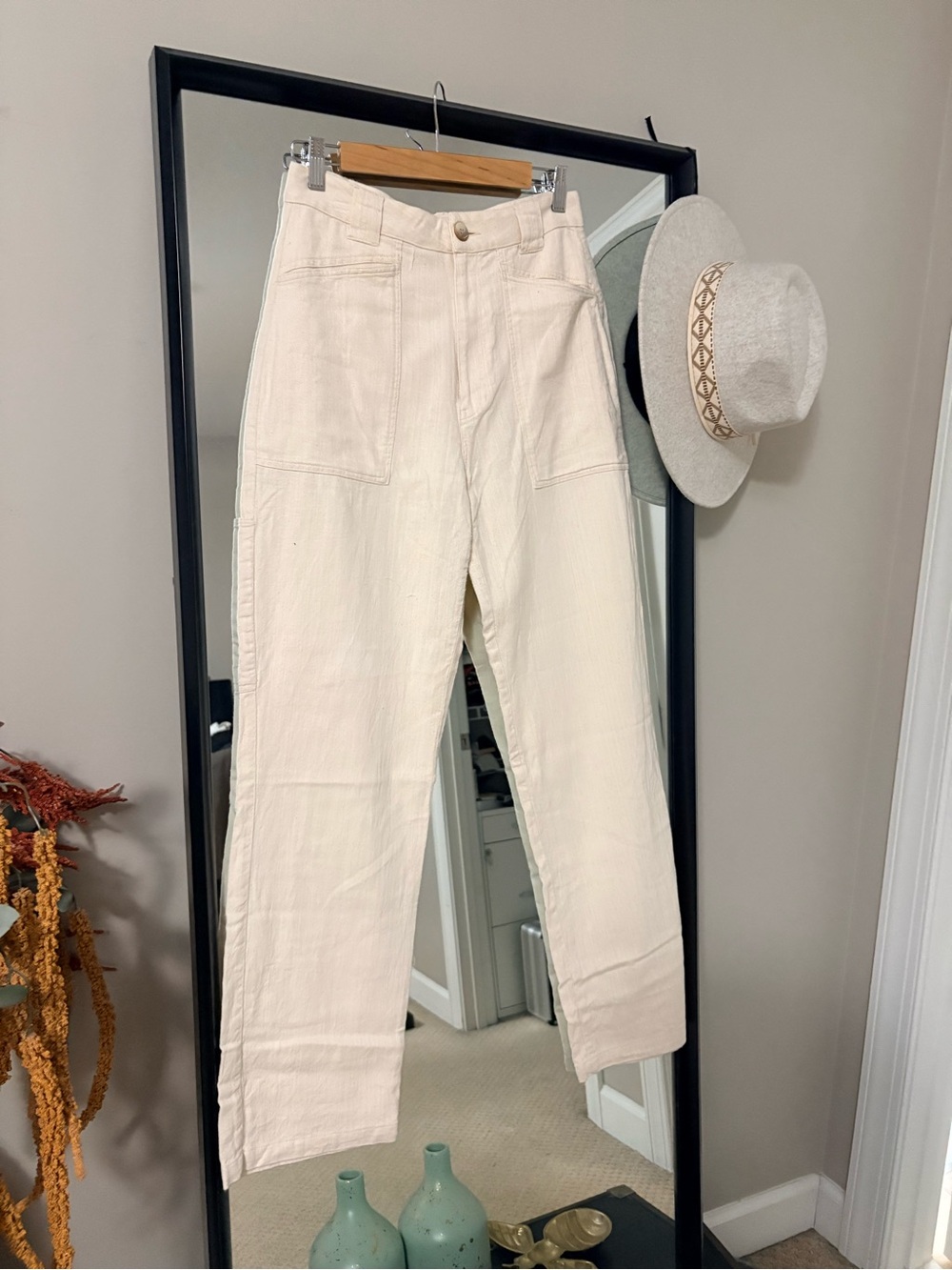 ZARA Cream Beige linen ankle pants